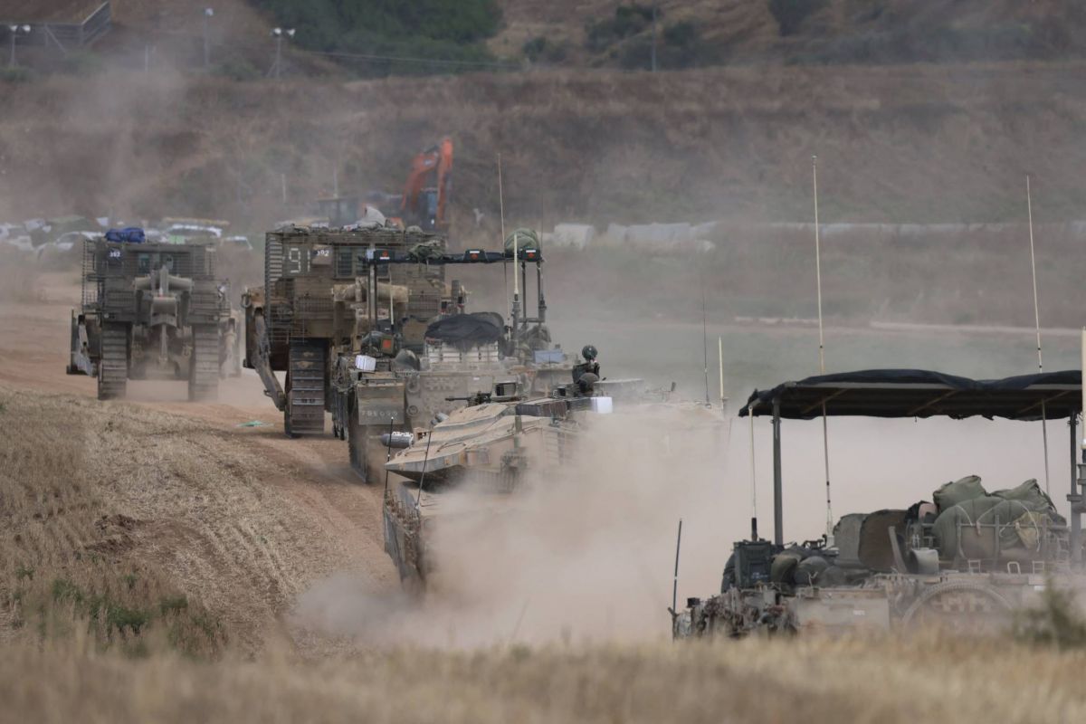 Israel opens new border crossing into northern Gaza Israel opens new border crossing into northern Gaza
