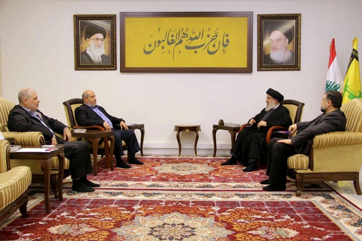 After the death of one of its commanders, Hezbollah retaliates with 'dozens of rockets'