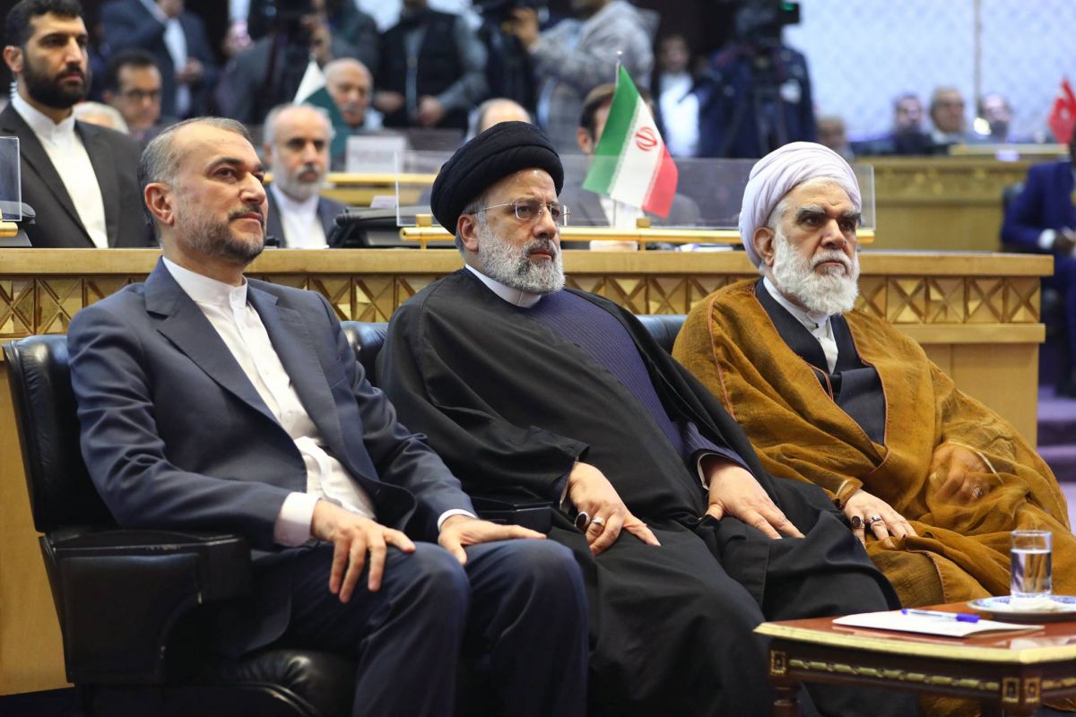 Iran declares five days of mourning after President Raisi's death Iran declares five days of mourning after President Raisi's death