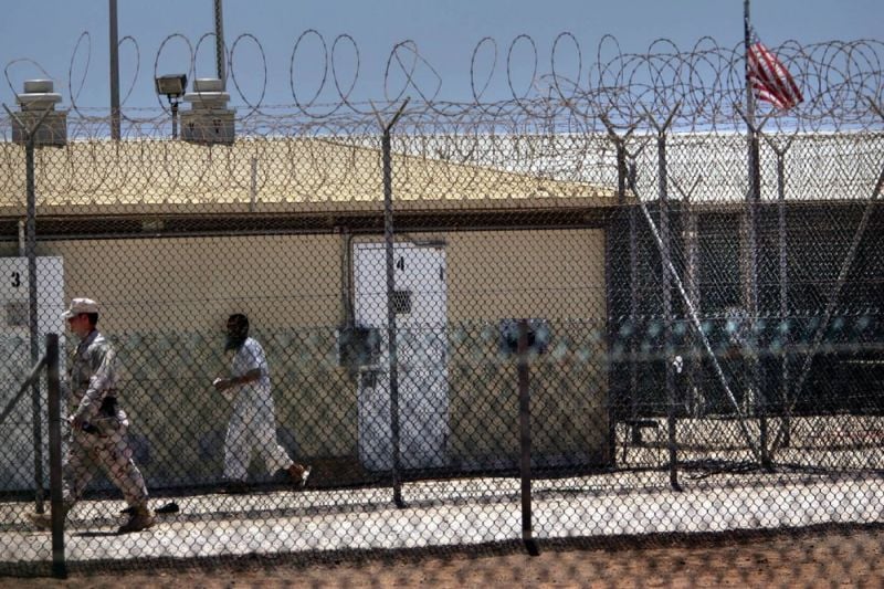 Un plan secret pour transférer des prisonniers de Guantanamo à Oman interrompu après l'attaque du Hamas