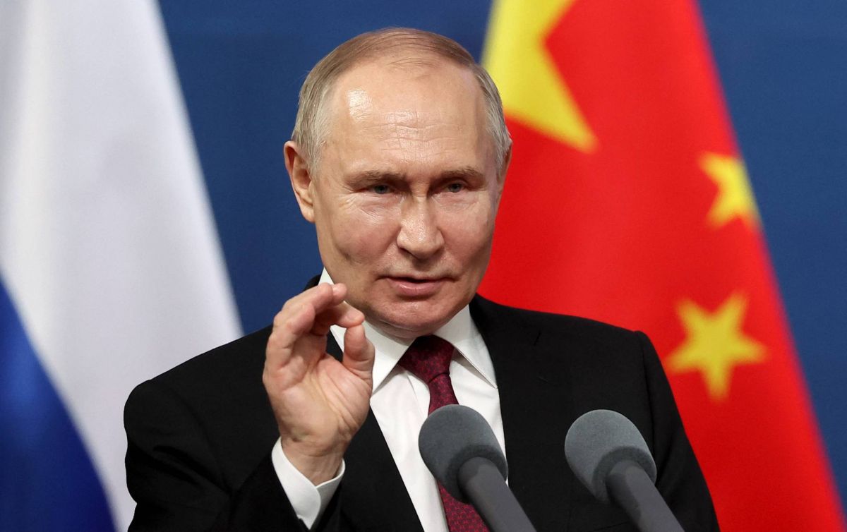 Poutine rend hommage à un 