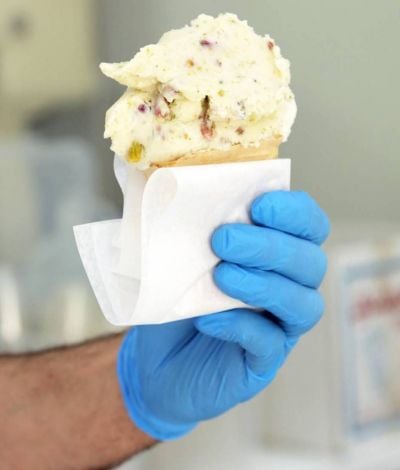 Le bonheur d’une glace chez Hanna Mitri