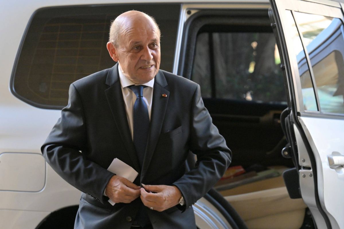 French envoy arrives in Beirut to address presidential deadlock French envoy arrives in Beirut to address presidential deadlock