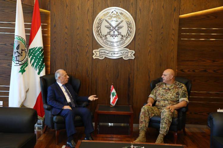 Les élèves officiers attendent toujours la fin du feuilleton Maurice Slim-Joseph Aoun