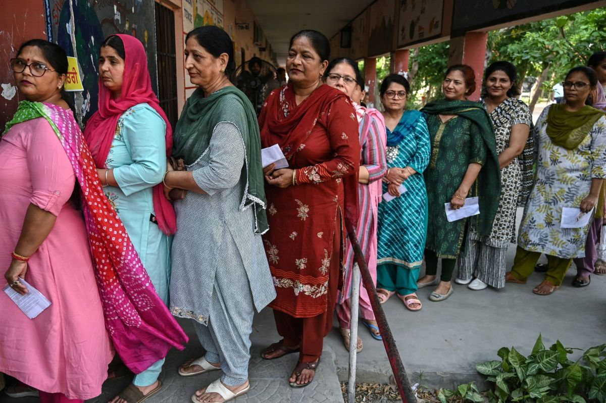 En Inde, des millions d'électeurs bravent la canicule