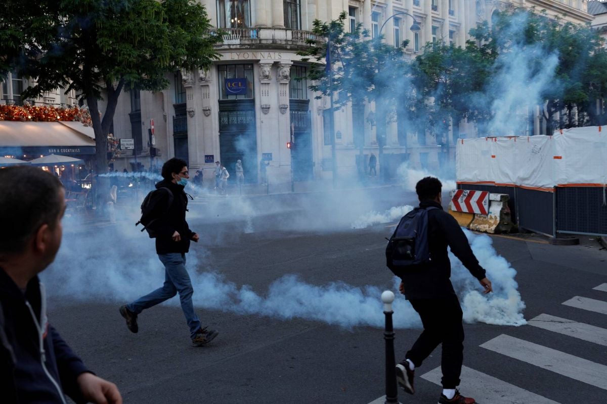 Environ 10.000 personnes à Paris pour dénoncer les derniers bombardements à Rafah