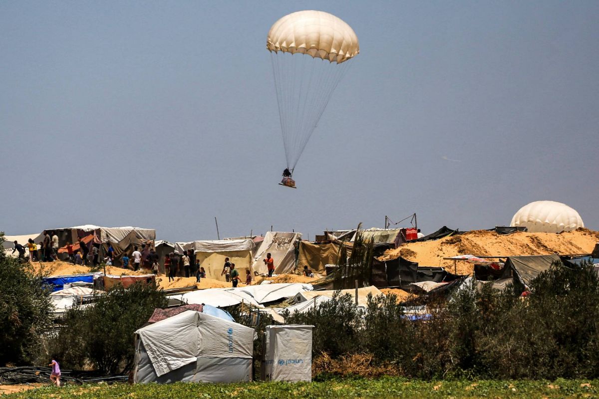 US resumes air drops aid into northern Gaza US resumes air drops aid into northern Gaza