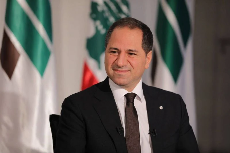 Samy Gemayel appelle le Hezbollah à cesser le combat et à déposer les armes