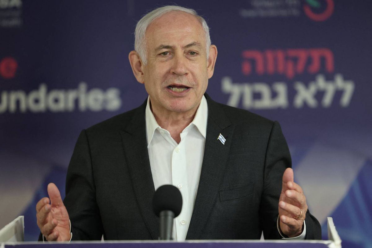 Israel official says PM dissolves war cabinet