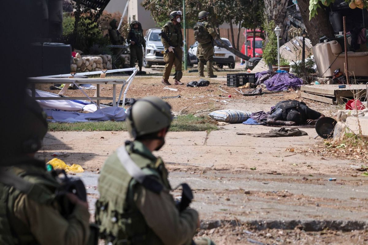 Israeli intel warned of Hamas plans before Oct. 7 attack Israeli intel warned of Hamas plans before Oct. 7 attack