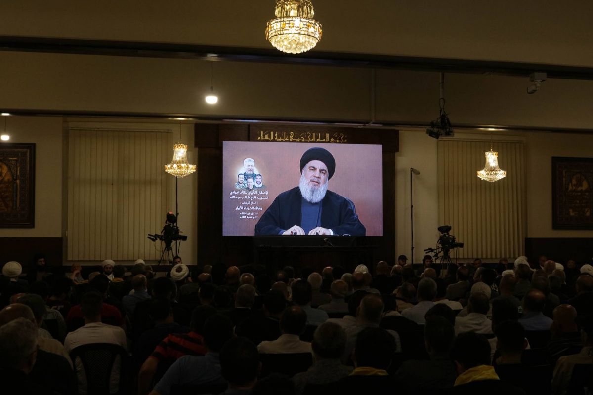 Hezbollah threatens Israel after military says Lebanon offensive ready