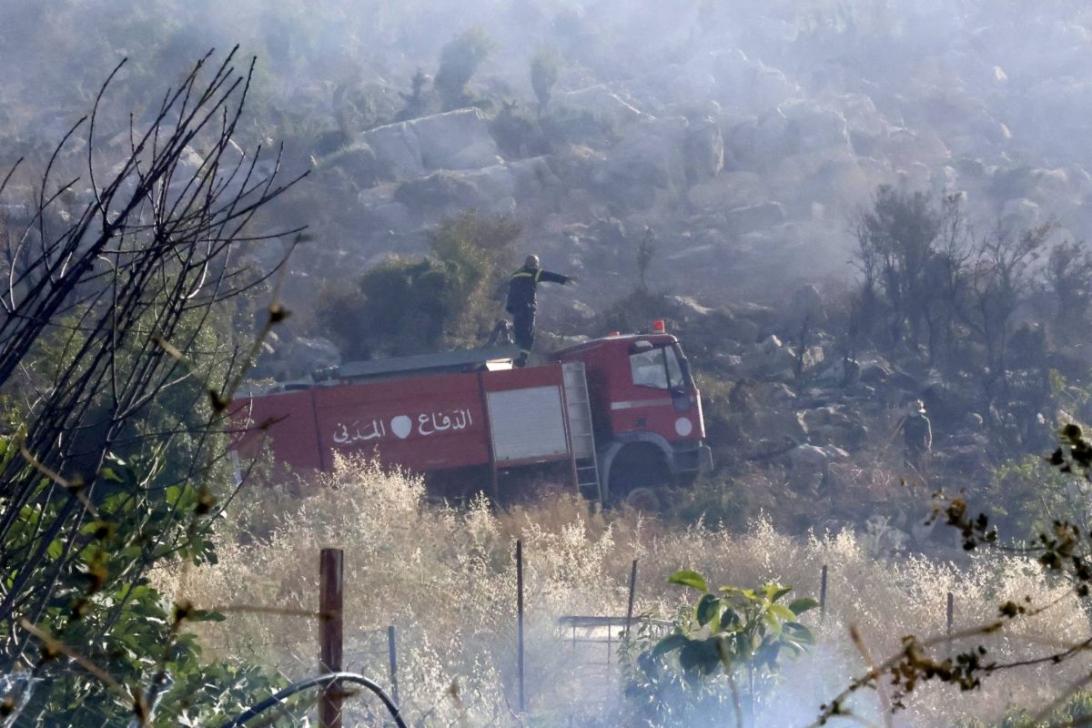 « Nous regardons impuissants le feu dévorer nos terres » : des habitants du Liban-Sud démunis face aux incendies