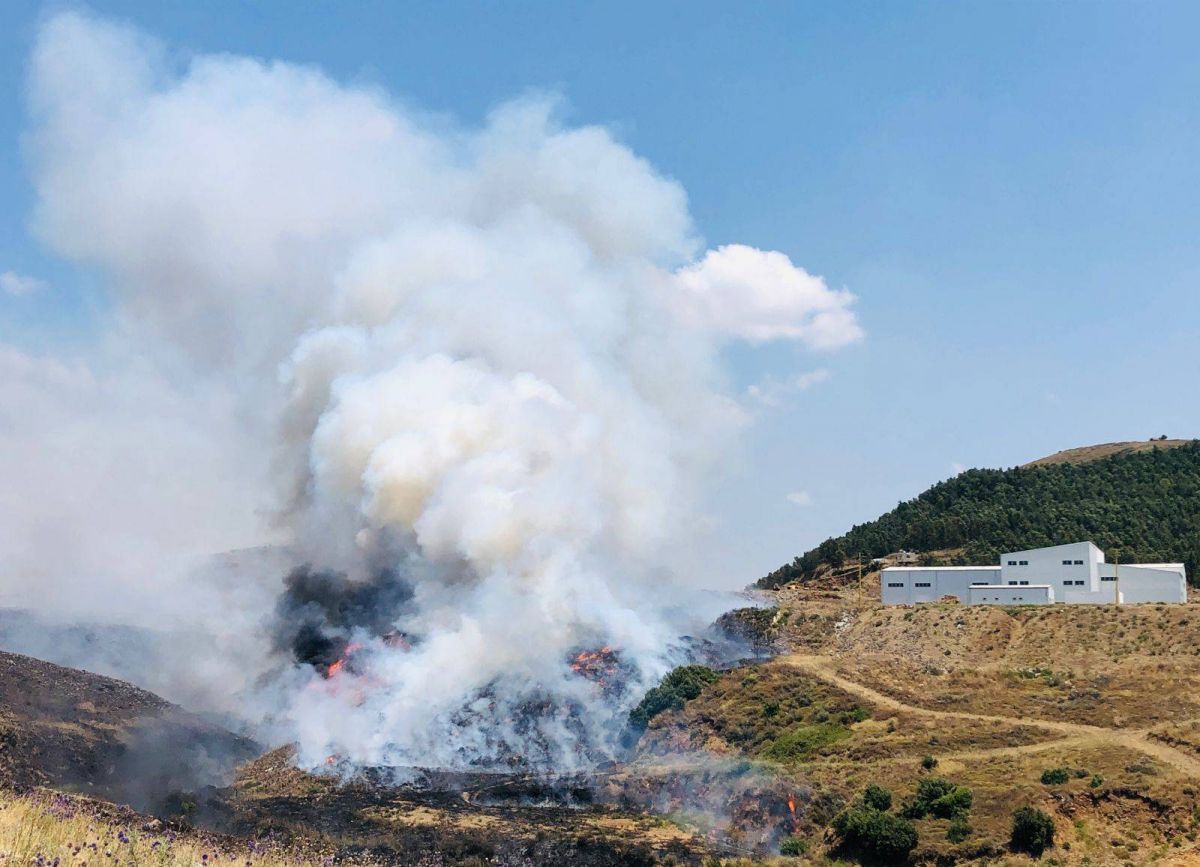 Des incendies dans la décharge du Akkar menacent de s'étendre Des incendies dans la décharge du Akkar menacent de s'étendre