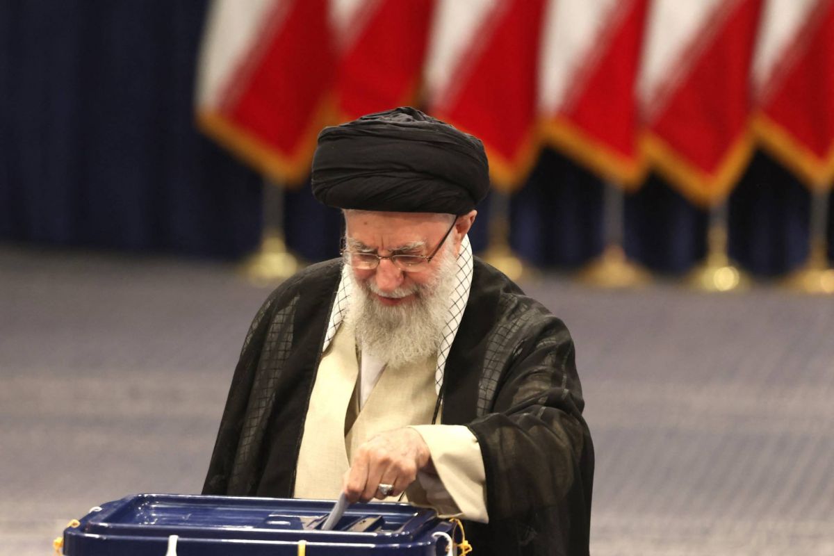 Polls open for presidential election Polls open for presidential election