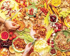 Une table libanaise tout en couleurs et saveurs. Photo tirée du livre
