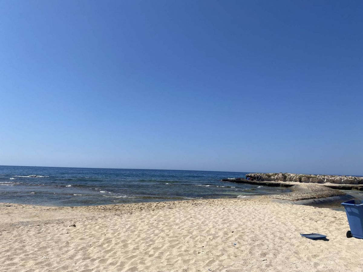 À contre-courant : la pollution sur les plages libanaises recule