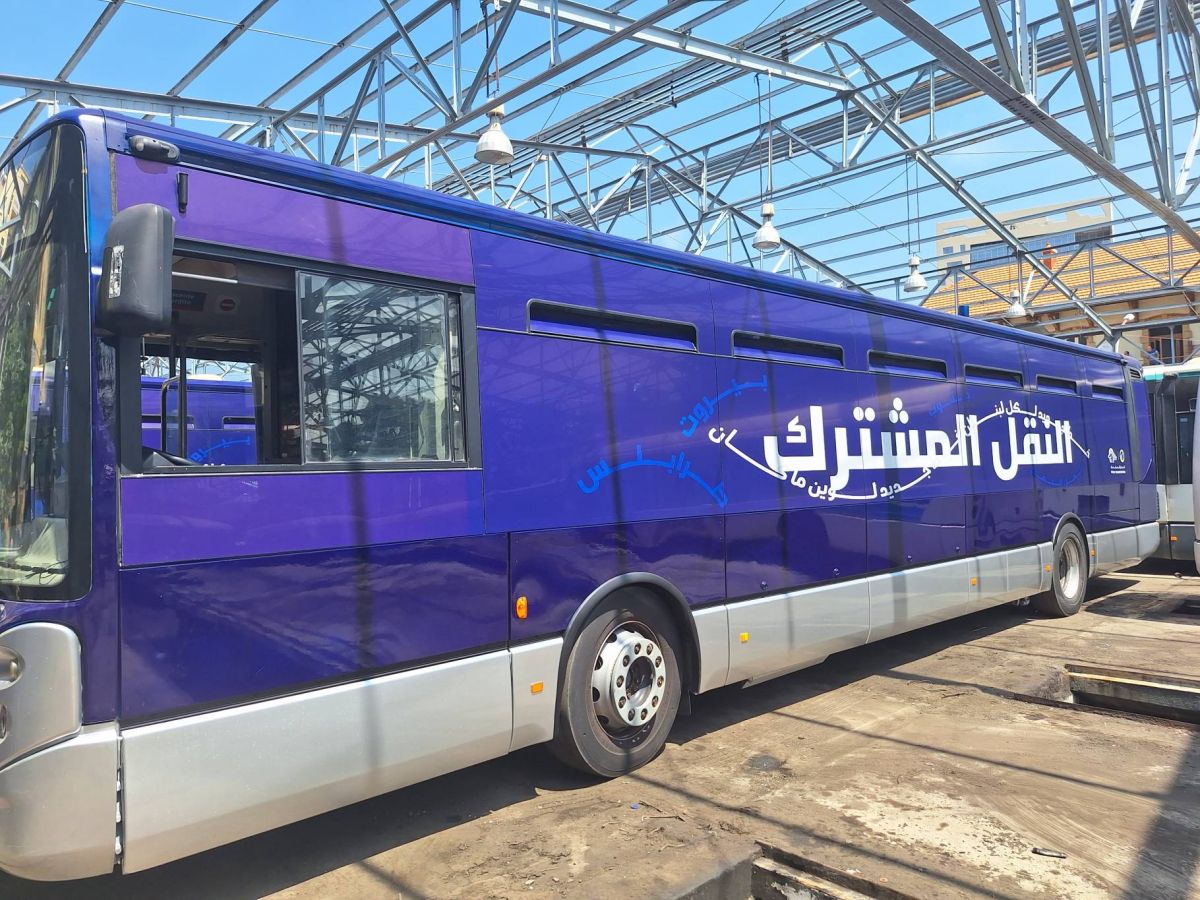 Les bus offerts par la France de nouveau en circulation au Liban Les bus offerts par la France de nouveau en circulation au Liban