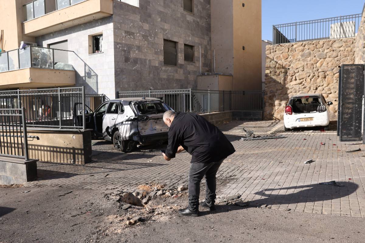 Spain and Germany arrest four people for allegedly 'supplying Hezbollah with parts for drones used against Israel': AP Spain and Germany arrest four people for allegedly 'supplying Hezbollah with parts for drones used against Israel': AP