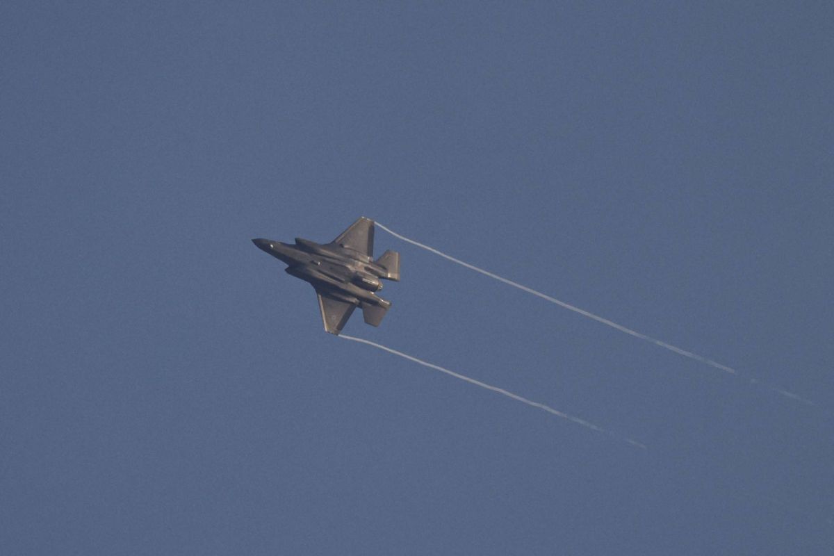 Court rebuffs fining Netherlands for Israel jet parts