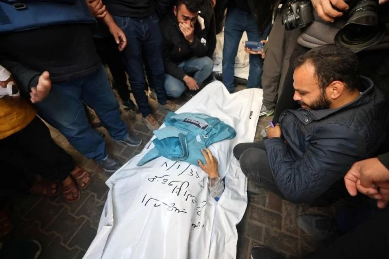 Israeli army strikes journalists' tent in central Gaza, one killed