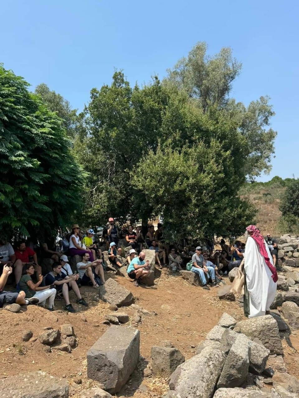 Marche dans la nature et récompenses à la clôture du festival REEF