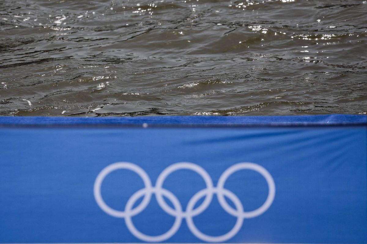 Coup dur aux JO : le triathlon masculin reporté à cause de la pollution de la Seine