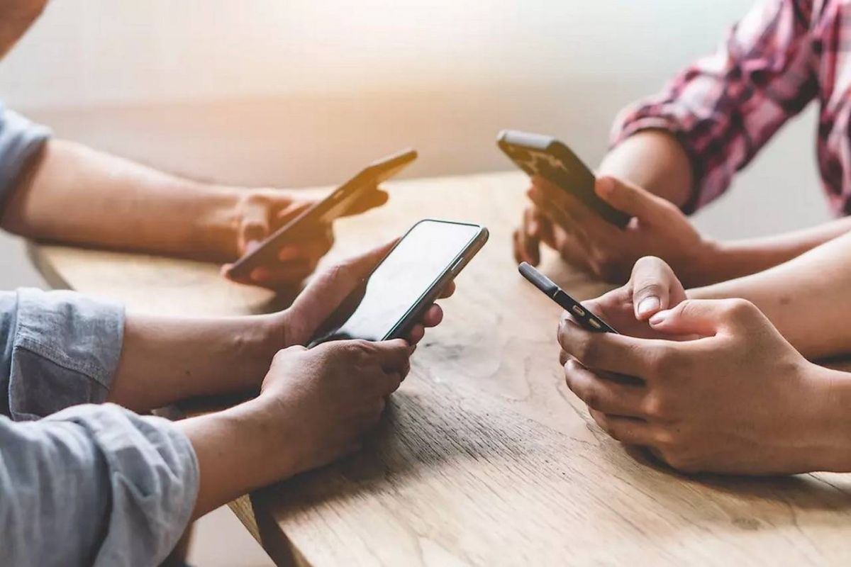 Accro au smartphone : combien d’heures ?