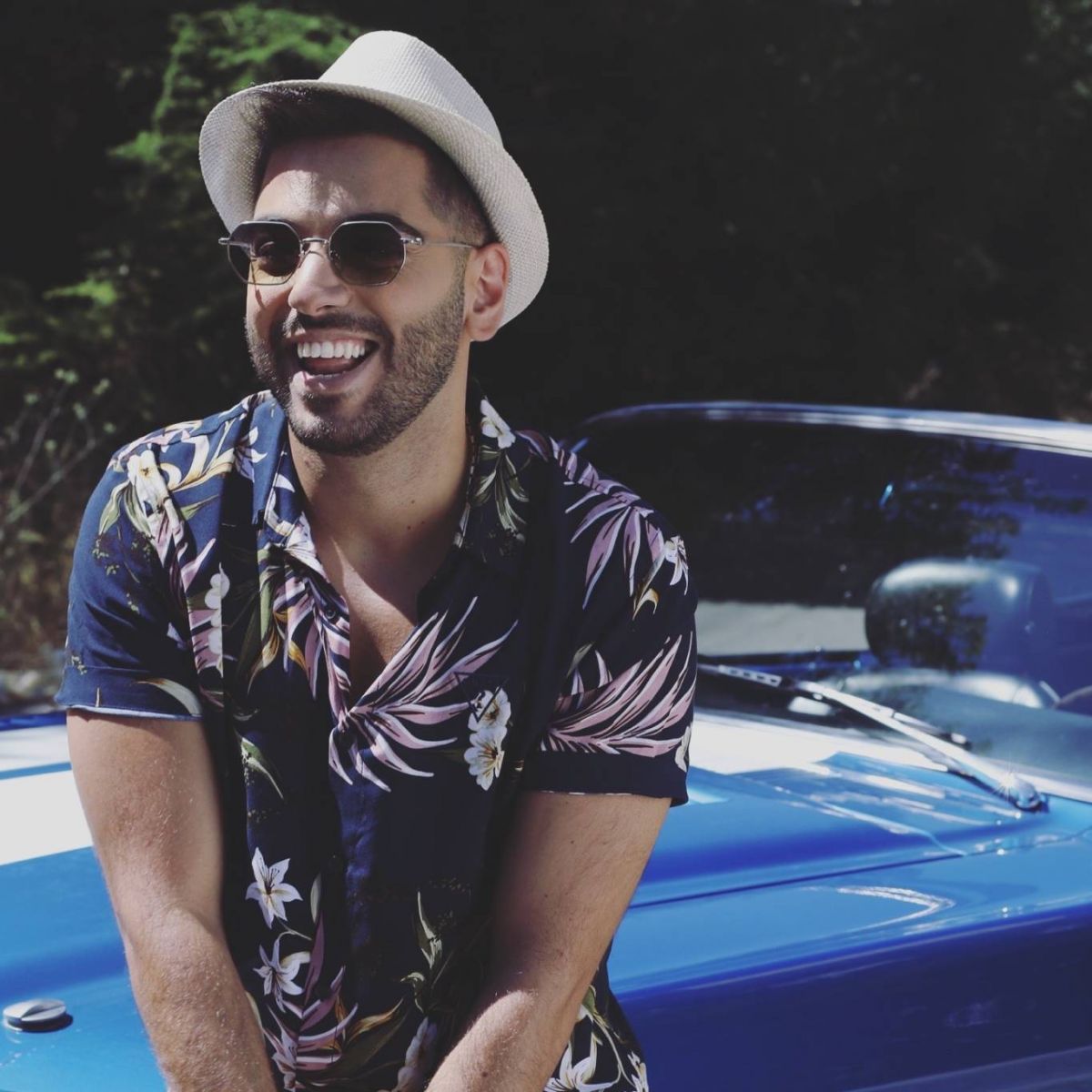 Mory Hatem : Je chante ce qui me plaît Mory Hatem : Je chante ce qui me plaît