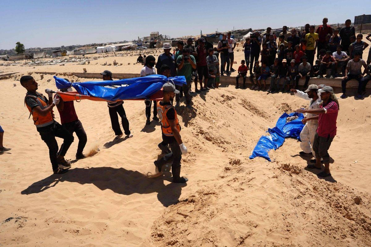 Gaza officials say 80 Palestinian corpses handed over by Israel Gaza officials say 80 Palestinian corpses handed over by Israel