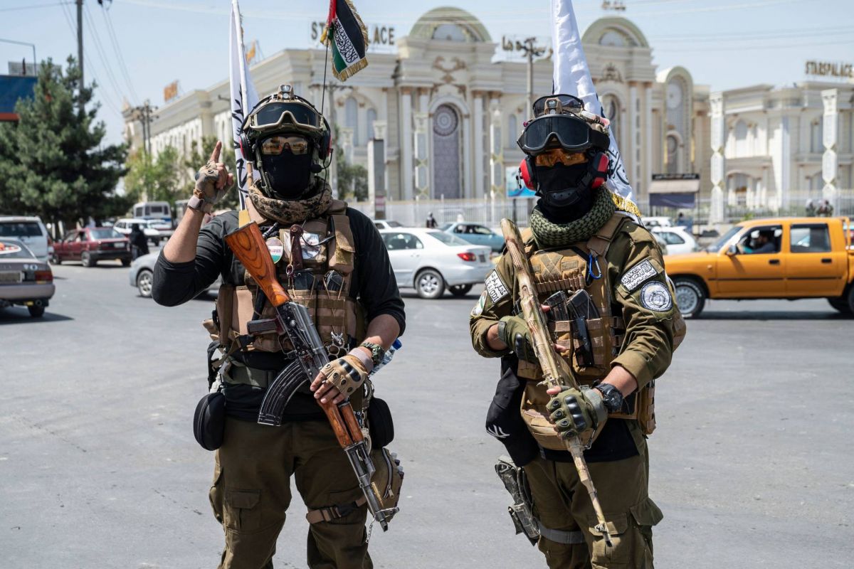 Trois ans après le retour des talibans, des ouvertures vers l’extérieur, aucune à l’intérieur Trois ans après le retour des talibans, des ouvertures vers l’extérieur, aucune à l’intérieur