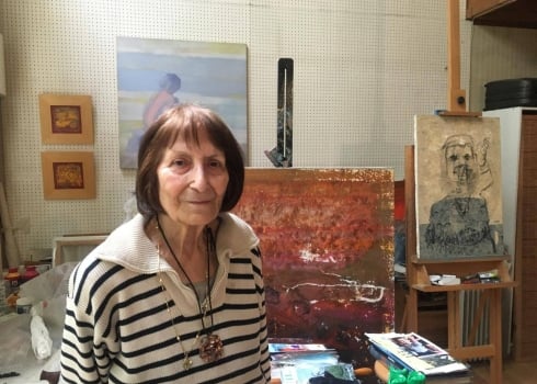 Dans l'atelier montmartrois de Nadia Saïkali, son petit bout du Liban