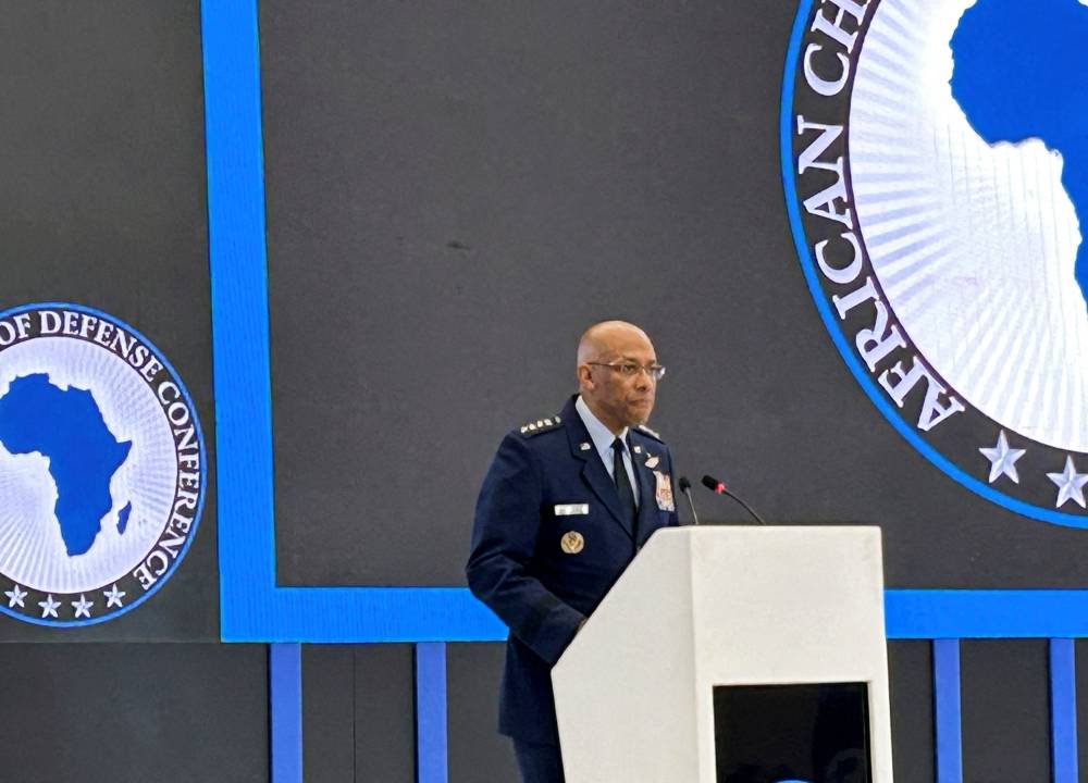 Le chef d'état-major américain en visite surprise au Moyen-Orient pour « empêcher toute escalade »