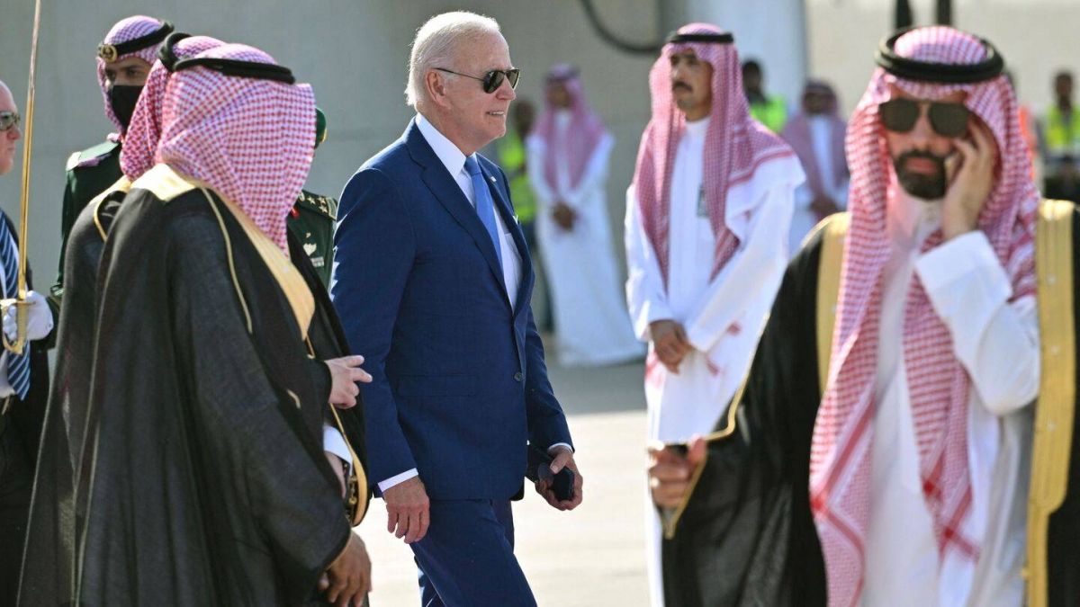 La levée de l’embargo sur les armes, nouveau cadeau de Washington à Riyad