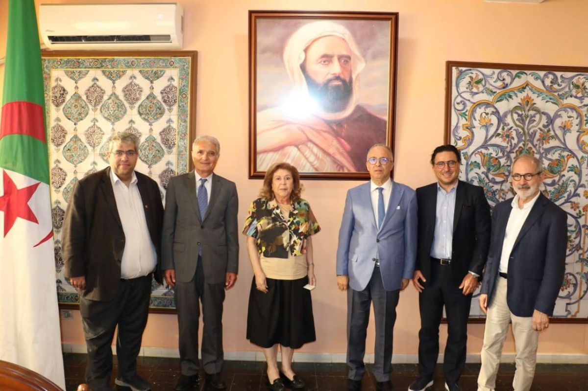 Fouad Zmokhol meets with Algerian ambassador to Lebanon