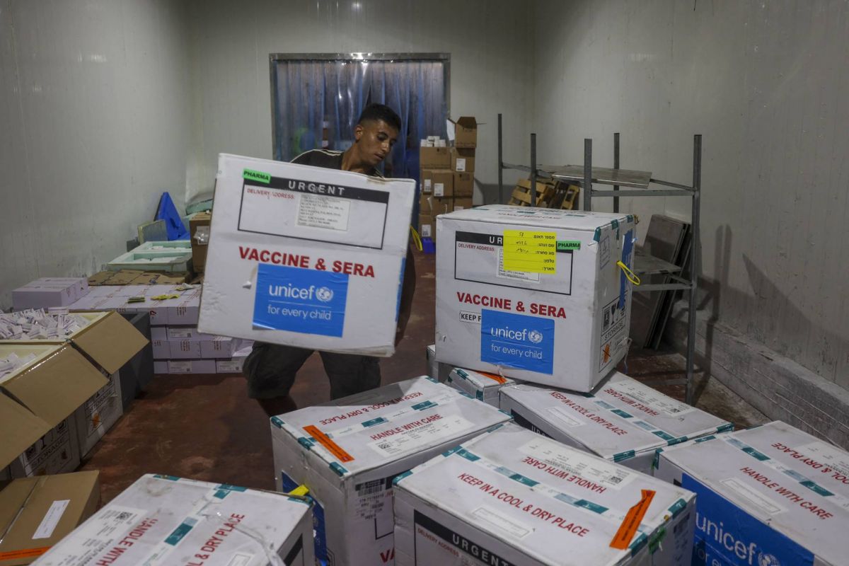 Israel agrees 'humanitarian pauses' in Gaza for polio vaccinations