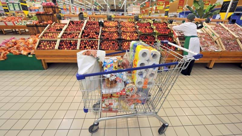 Même si l’inflation baisse, les Français continuent à dépenser avec parcimonie