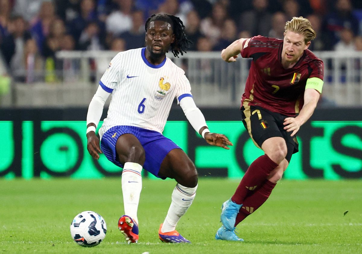 De Bruyne, amer après la défaite face à la France, fait craindre un divorce avec ses équipiers De Bruyne, amer après la défaite face à la France, fait craindre un divorce avec ses équipiers