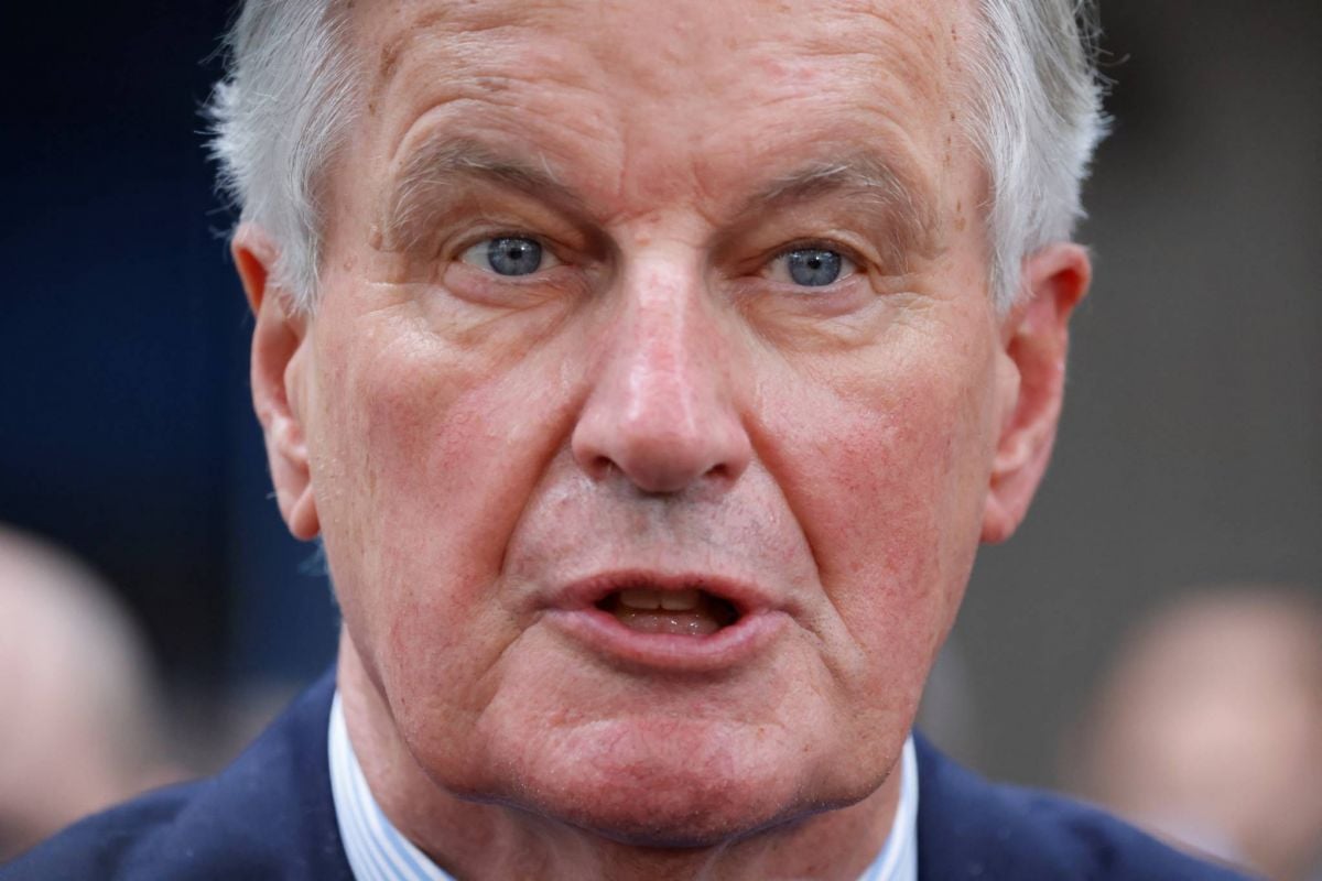 L'extrême droite souffle le chaud et le froid sur le gouvernement Barnier