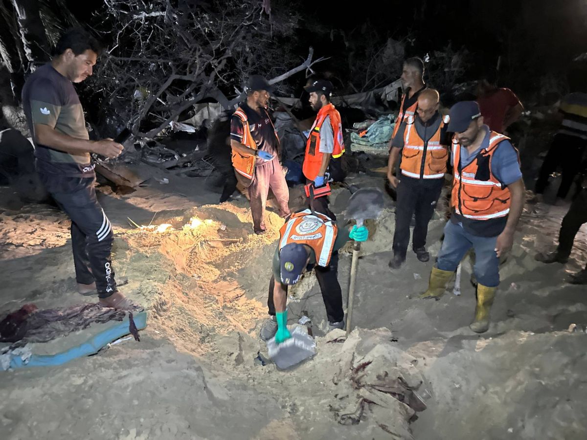 Deadly strikes on Al-Mawasi humanitarian zone in Khan Younis: What do we know Deadly strikes on Al-Mawasi humanitarian zone in Khan Younis: What do we know