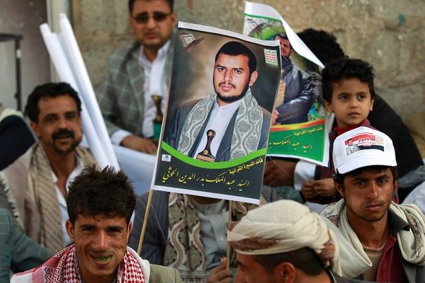 Dix ans après la prise de Sanaa, un quotidien de ruine sous le régime des houthis