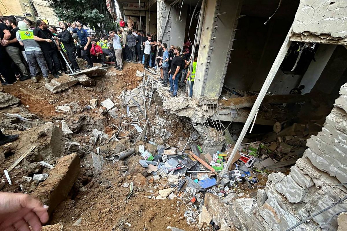 Hezbollah takes the hits and prepares its revenge: Is there no turning back?