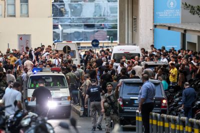 Explosions des bipeurs du Hezbollah : les premières réactions des analystes militaires