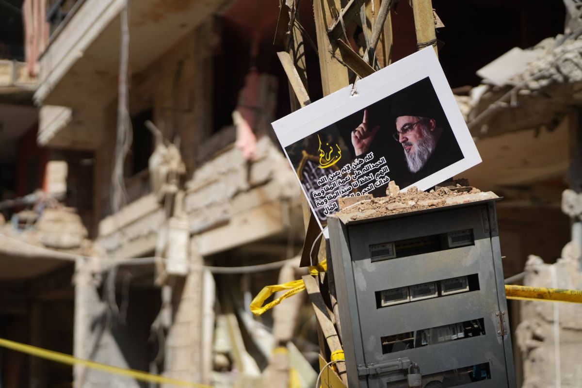 Au lendemain de la frappe israélienne, les opérations de recherche se poursuivent dans la banlieue sud de Beyrouth