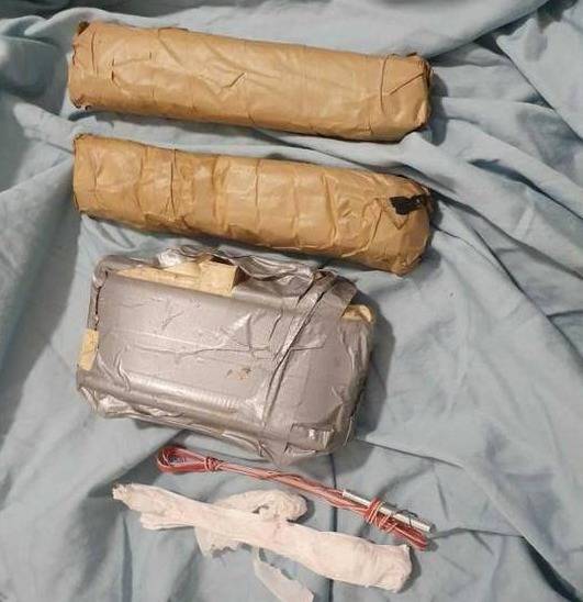 Israel says it 'thwarted' Hezbollah bomb attack on 'former security official' Israel says it 'thwarted' Hezbollah bomb attack on 'former security official'