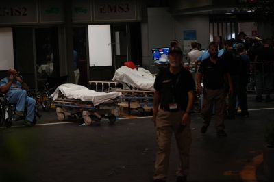 L’explosion simultanée de milliers de bipeurs du Hezbollah fait douze morts et plus de 3 000 blessés