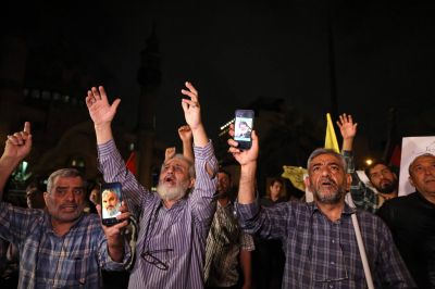 Frappes sur la banlieue sud de Beyrouth, sort de Nasrallah : comment expliquer le silence du Hezbollah