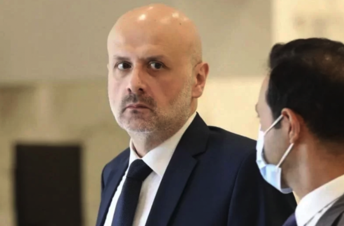 Le ministre de l'Intérieur annonce l'ouverture d'écoles pour abriter les déplacés du Liban-Sud