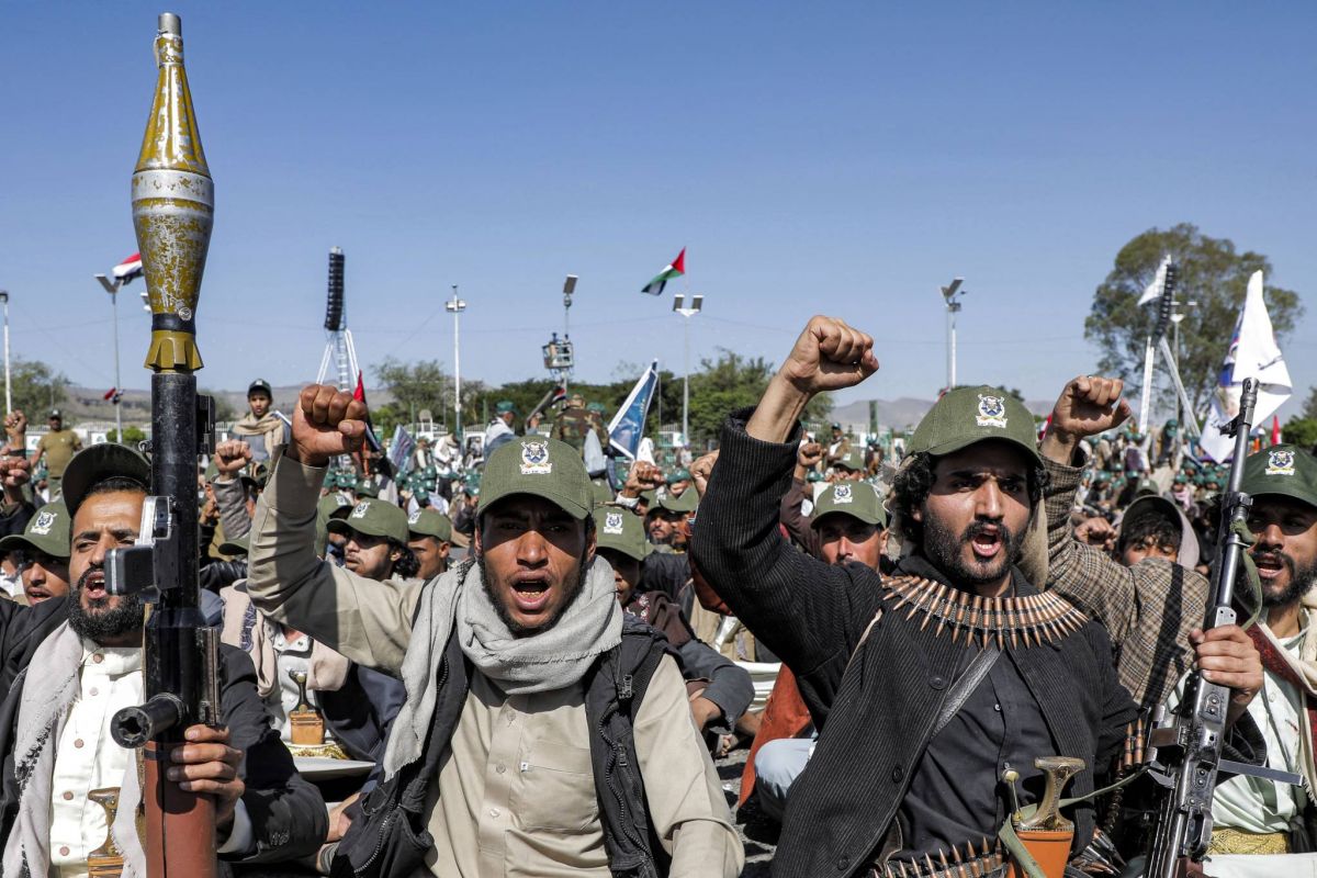 Israeli military says intercepted missile fired from Yemen Israeli military says intercepted missile fired from Yemen