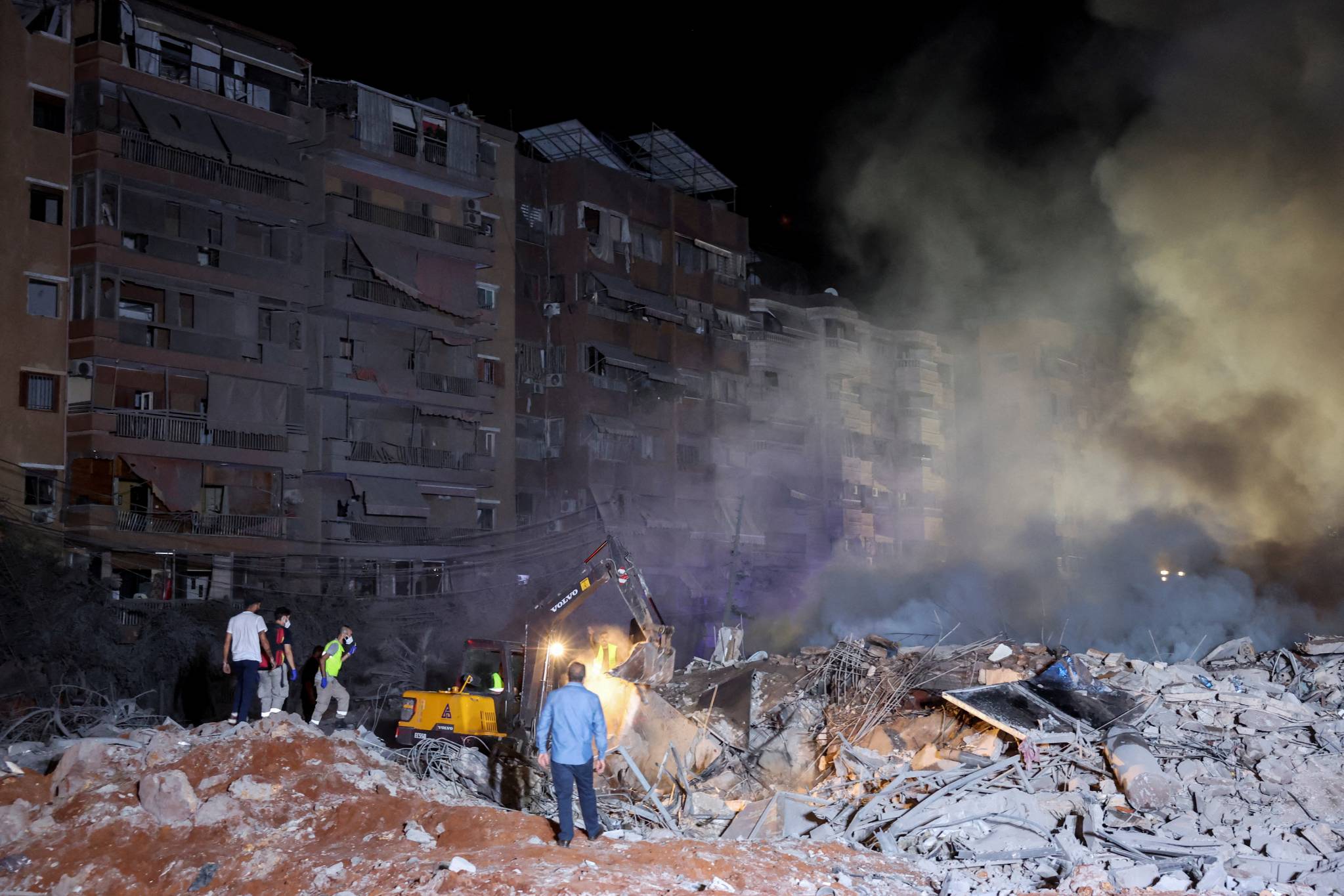 Six immeubles ont été totalement détruits par ces frappes, les plus violentes depuis la guerre de 2006 entre Israël et le Hezbollah, selon une source proche du mouvement. Mohamed Azakir/Reuters

