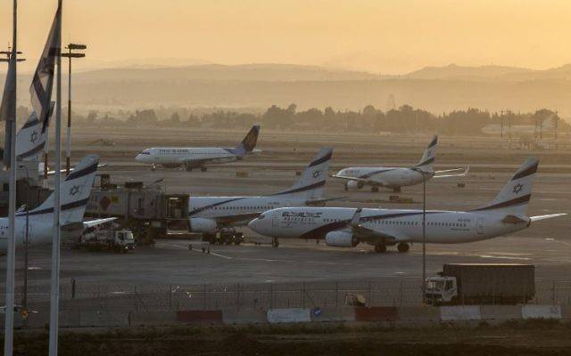 Plusieurs compagnies aériennes prolongent la suspension de leurs vols vers Israël